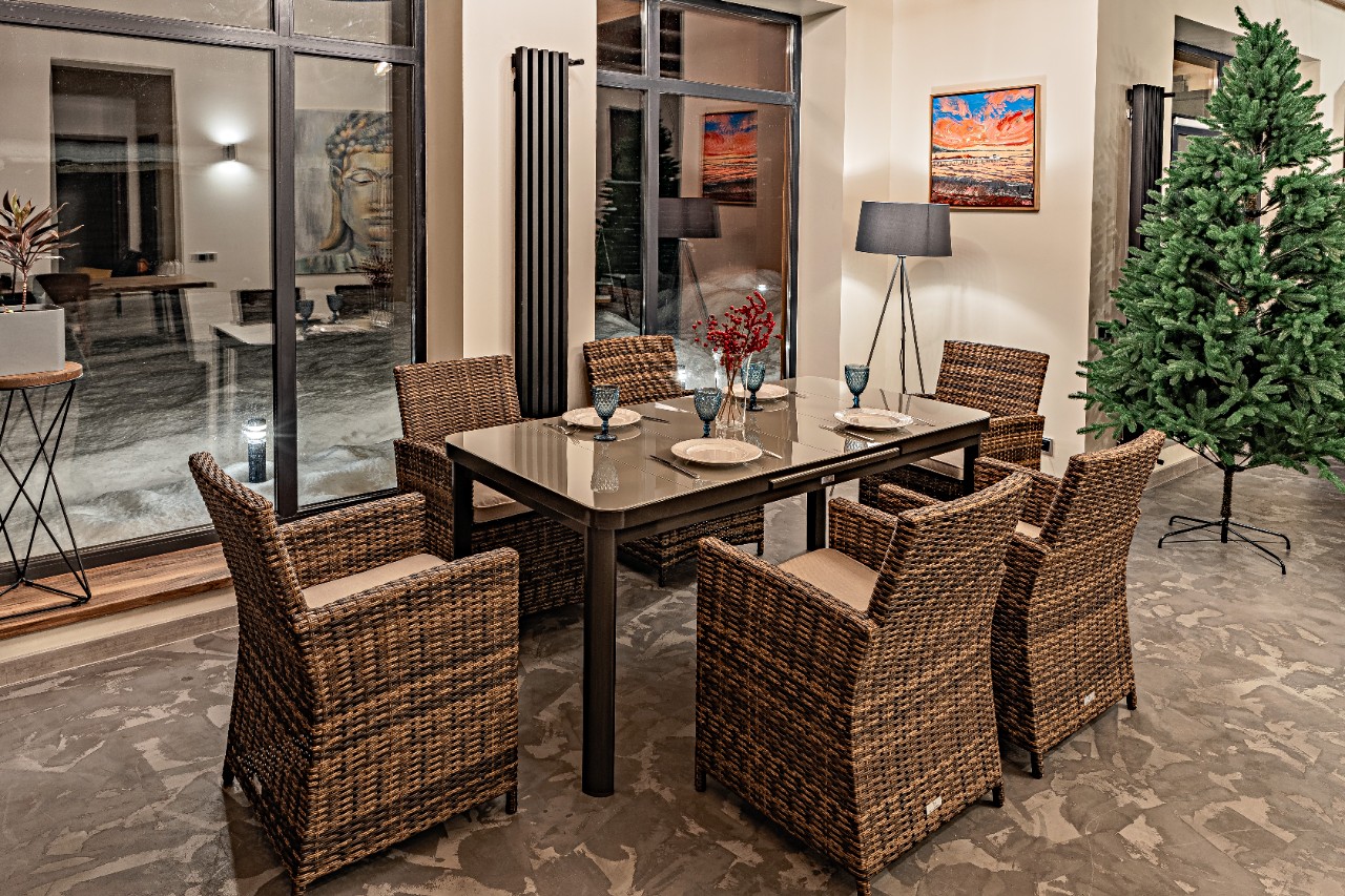 Обеденный комплект мебели LUDWIG + FIONA коричневый пуф сундук glasar коричневый 50х32х27 см